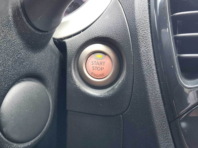 2013 Nissan Juke - Image 21