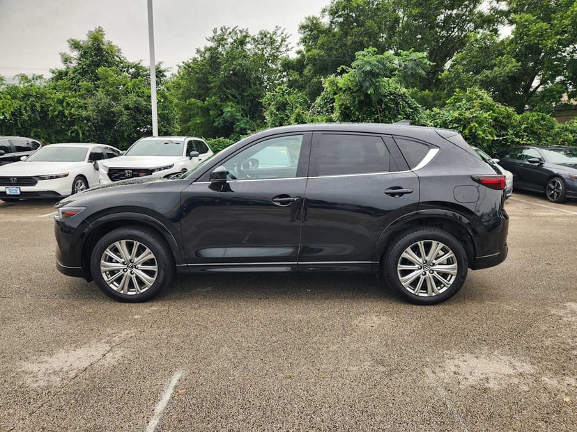 2023 Mazda CX-5 - Image 4