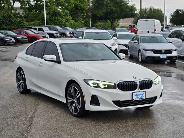 2023 BMW 330i