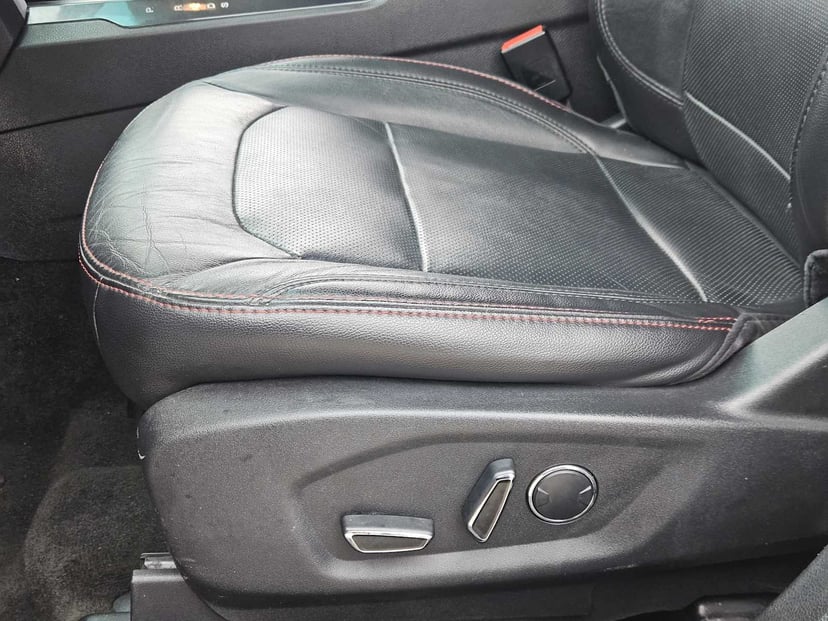 2017 Ford Explorer - Image 19