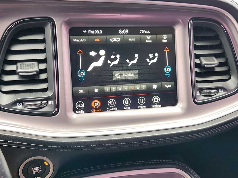 2022 Dodge Challenger - Image 17