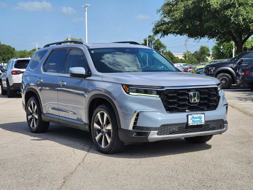 2025 Honda Pilot - Image 1