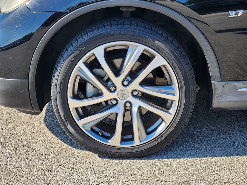2017 INFINITI QX50 - Image 9