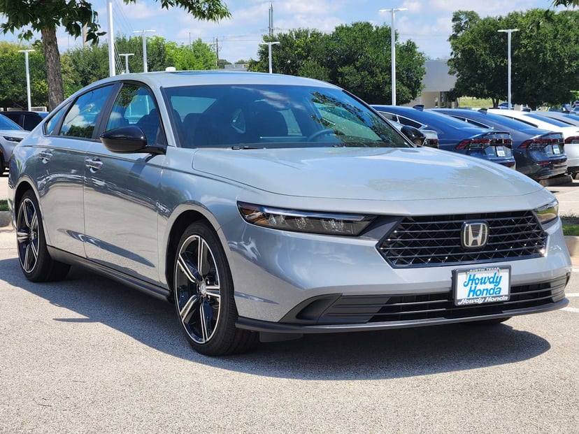 2026 Honda Accord Hybrid - Image 2