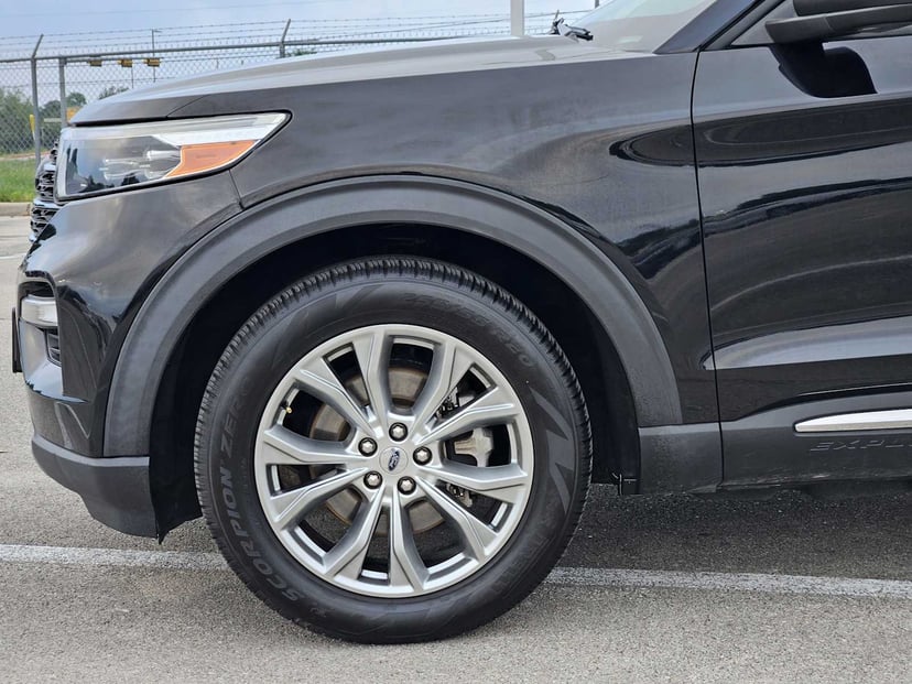 2020 Ford Explorer - Image 8