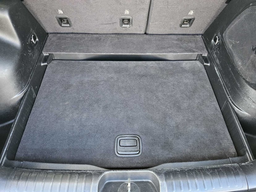 2020 Jeep Cherokee - Image 31