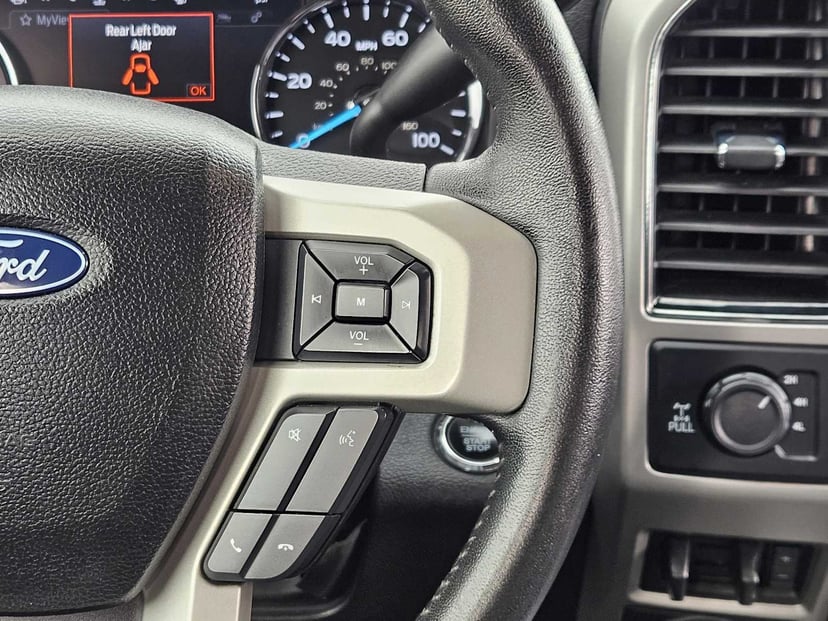 2020 Ford Super Duty F-250 SRW - Image 29
