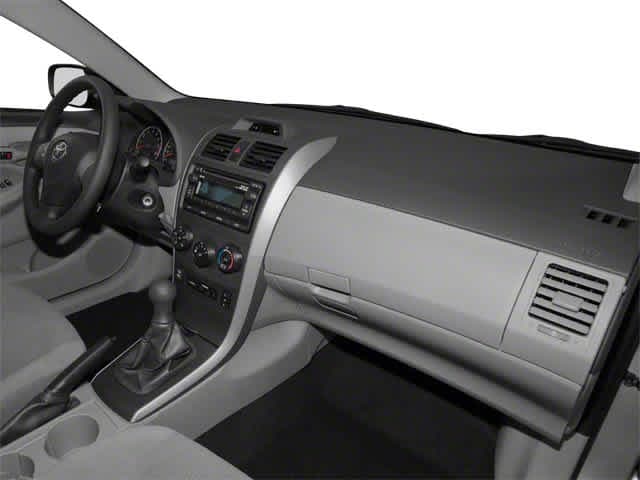 2013 Toyota Corolla - Image 20