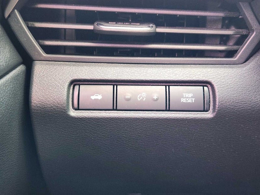 2019 Nissan Altima - Image 22