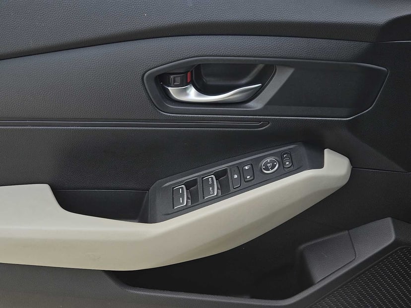 2024 Honda Accord - Image 20