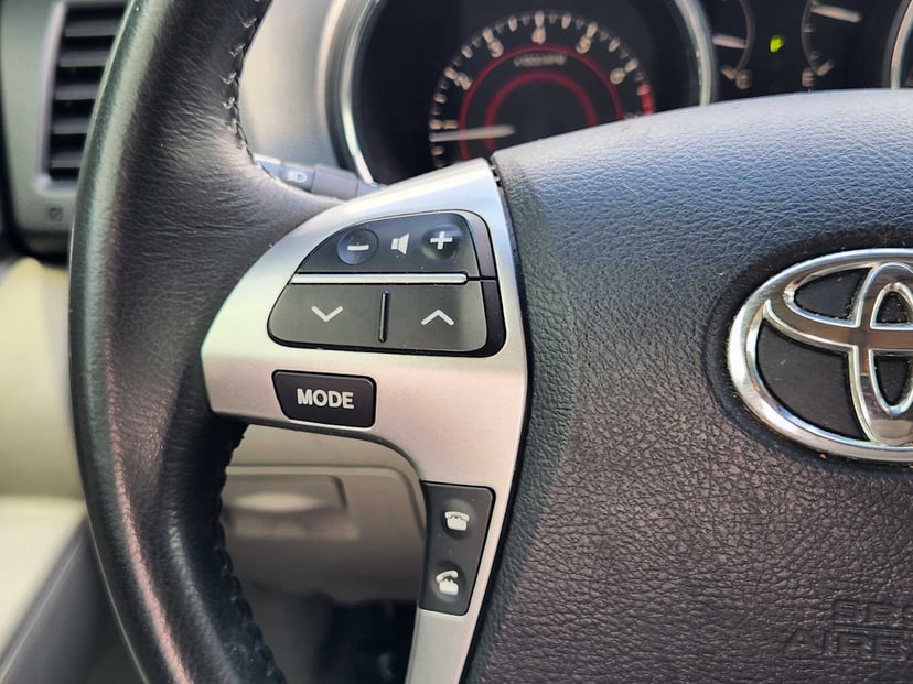 2013 Toyota Highlander - Image 27