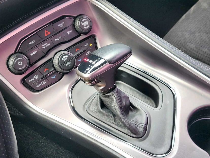 2022 Dodge Challenger - Image 20