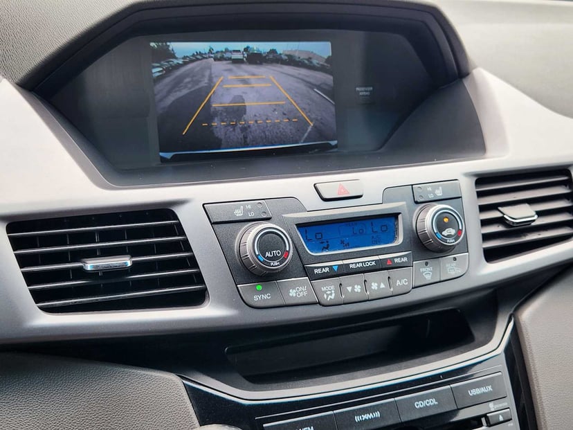 2011 Honda Odyssey - Image 18