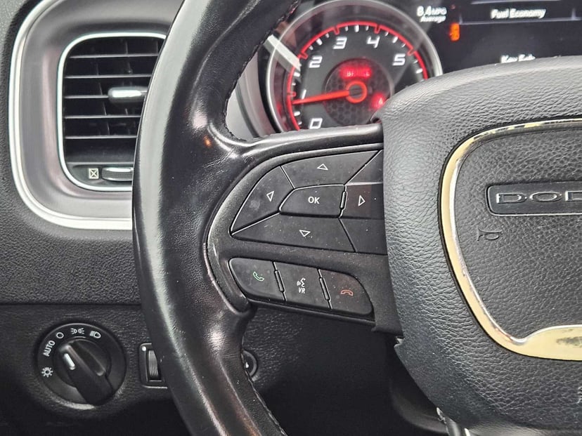 2019 Dodge Charger - Image 25