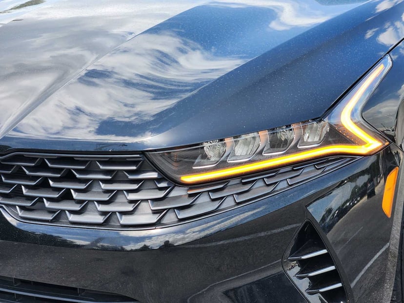 2023 Kia K5 - Image 7