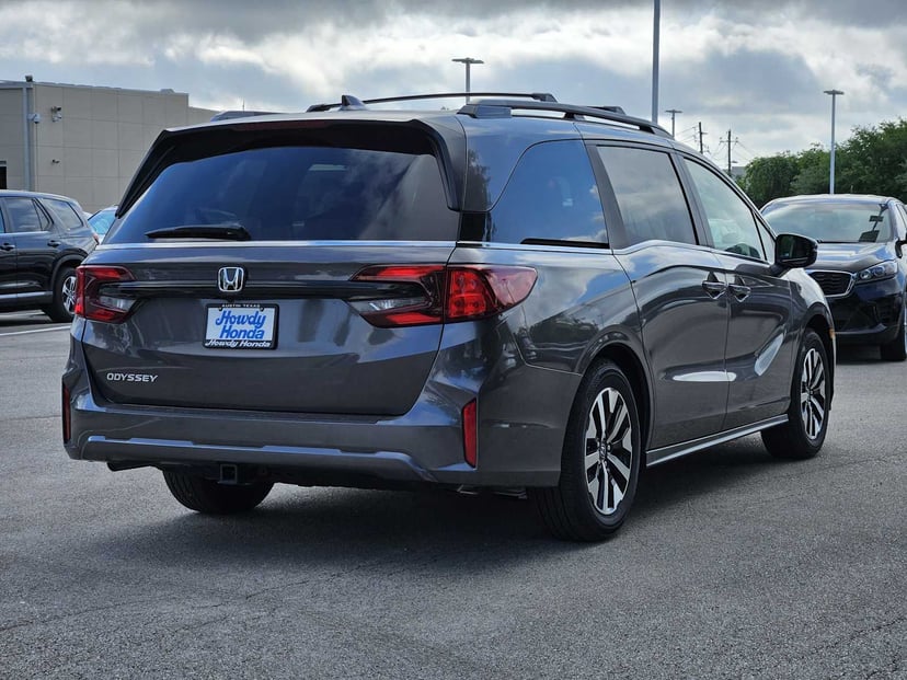 2026 Honda Odyssey - Image 4