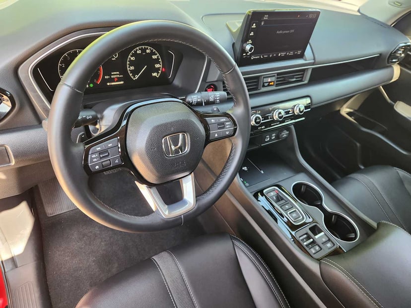 2025 Honda Pilot - Image 2
