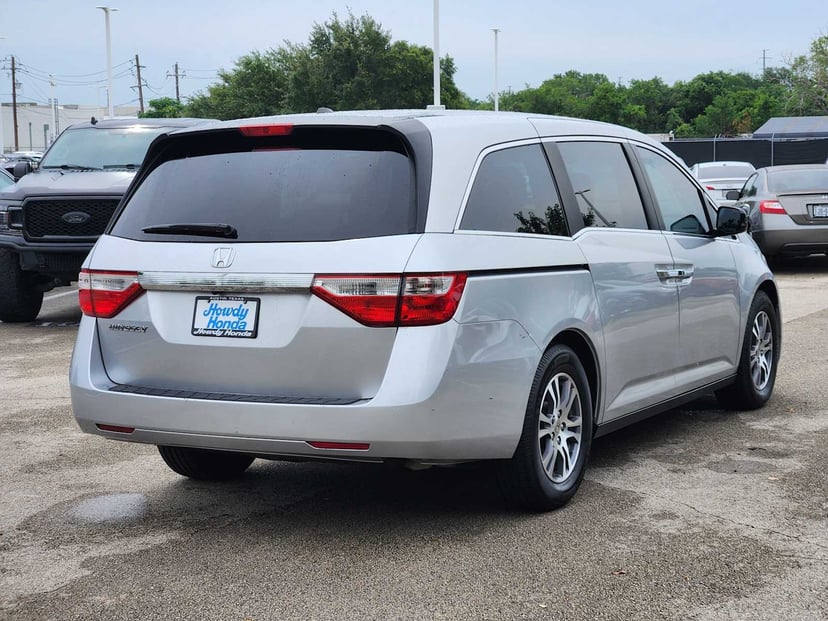 2011 Honda Odyssey - Image 6