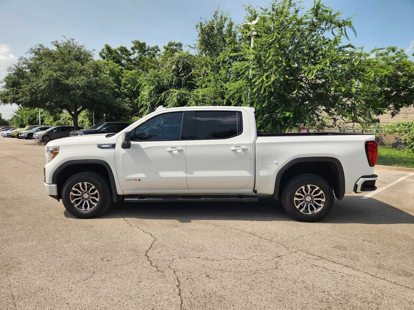 2020 GMC Sierra 1500 - Image 2