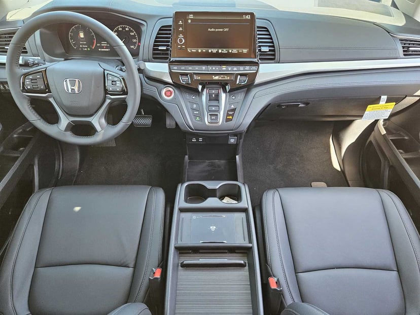 2026 Honda Odyssey - Image 23