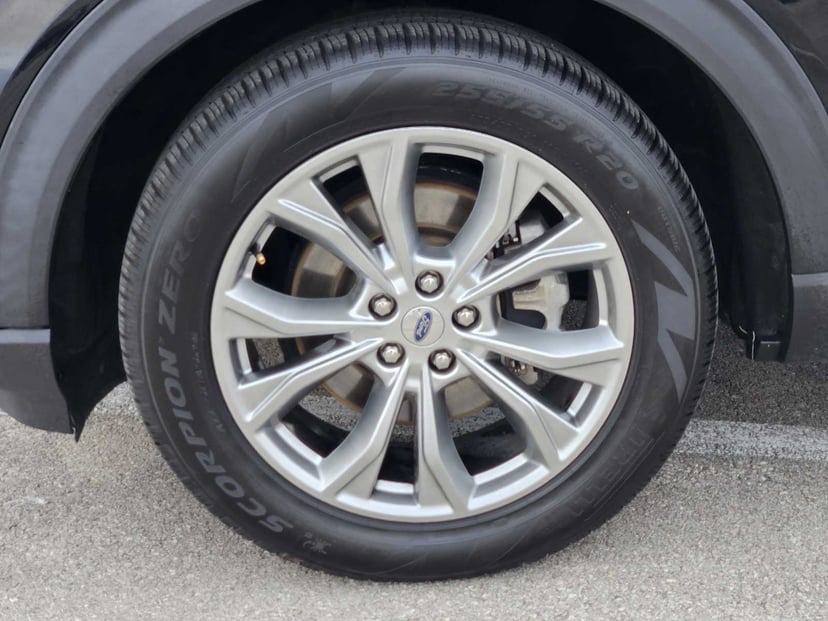 2020 Ford Explorer - Image 9