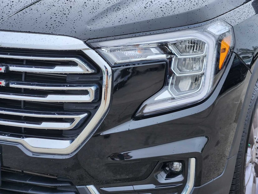 2023 GMC Terrain - Image 7