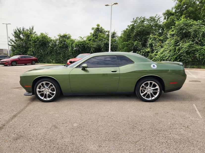 2022 Dodge Challenger - Image 4