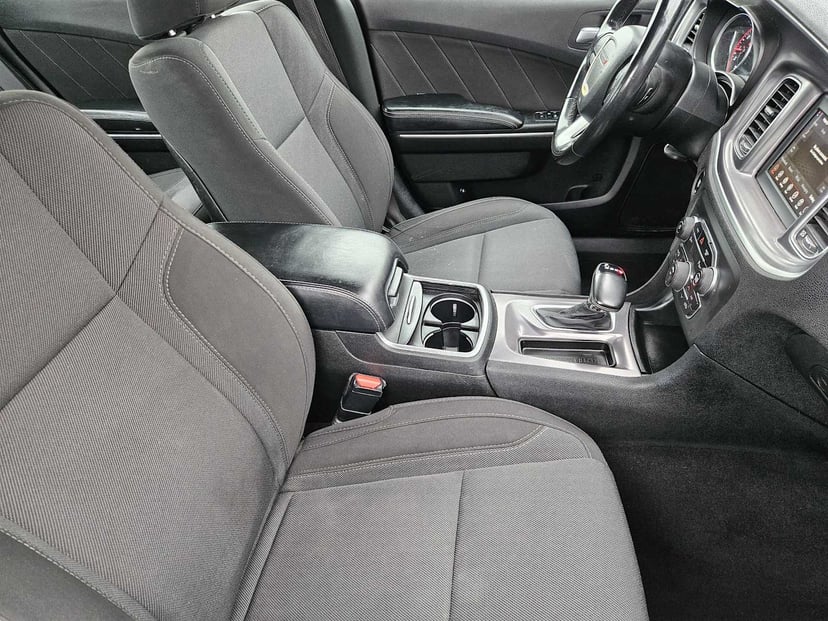 2019 Dodge Charger - Image 13