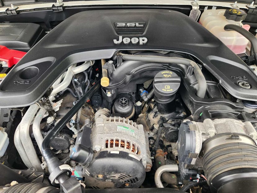 2020 Jeep Gladiator - Image 31