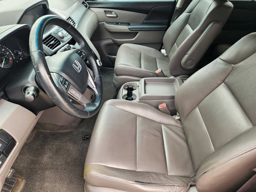 2011 Honda Odyssey - Image 13