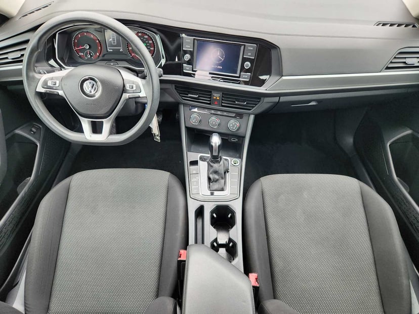 2019 Volkswagen Jetta - Image 25