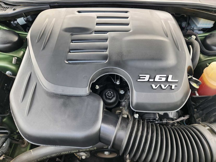 2022 Dodge Challenger - Image 30