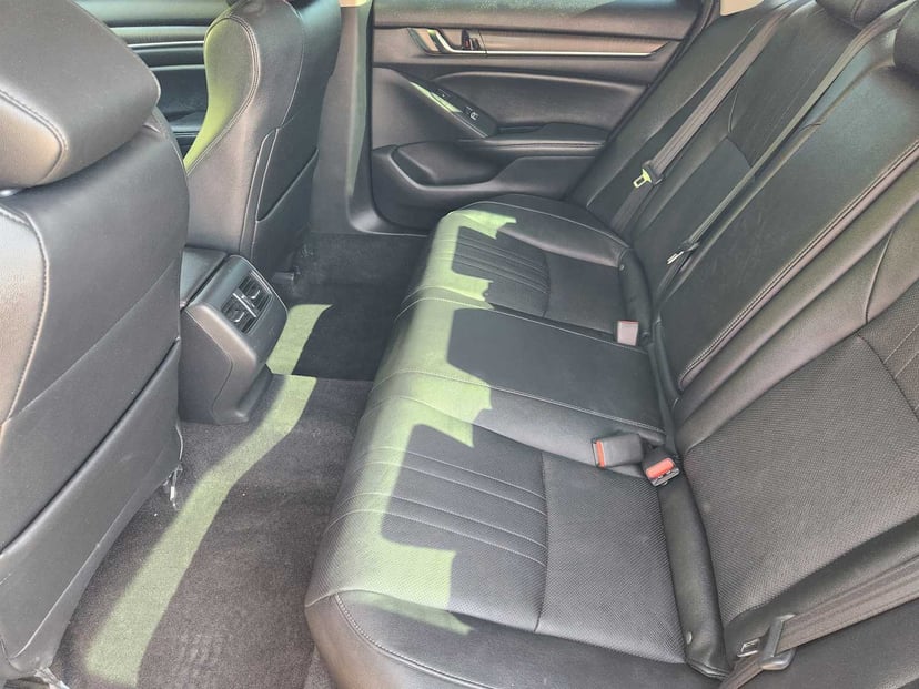 2019 Honda Accord Hybrid - Image 31