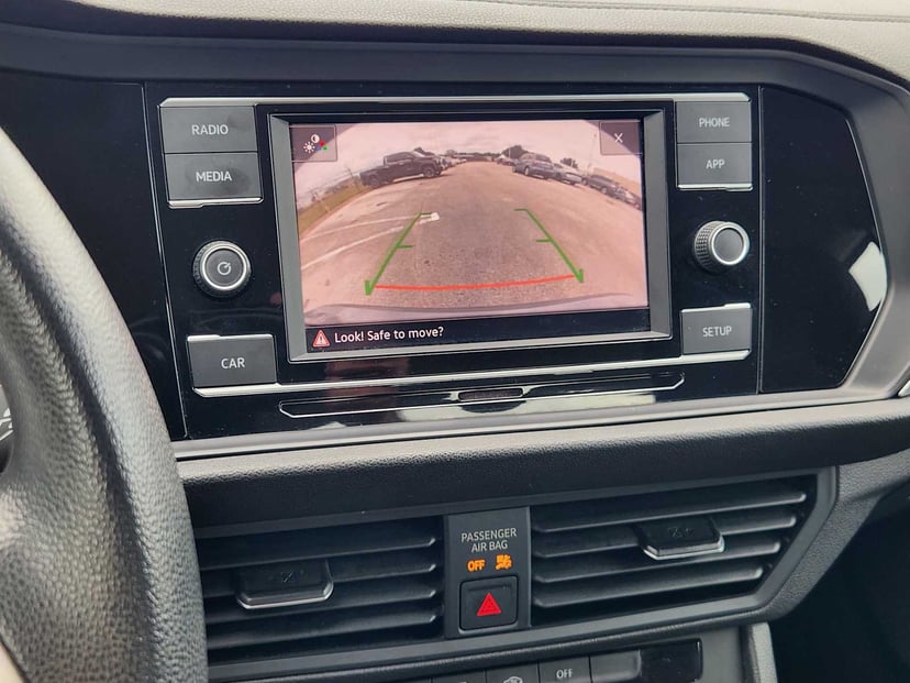 2019 Volkswagen Jetta - Image 18