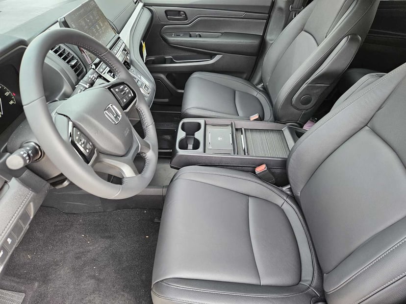 2026 Honda Odyssey - Image 10