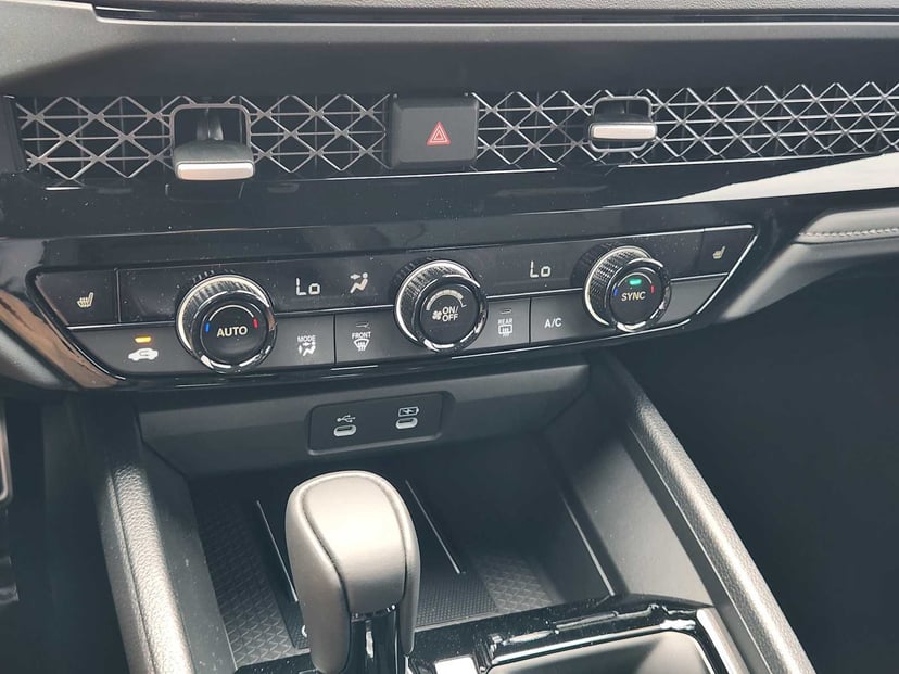 2026 Honda Accord Hybrid - Image 15