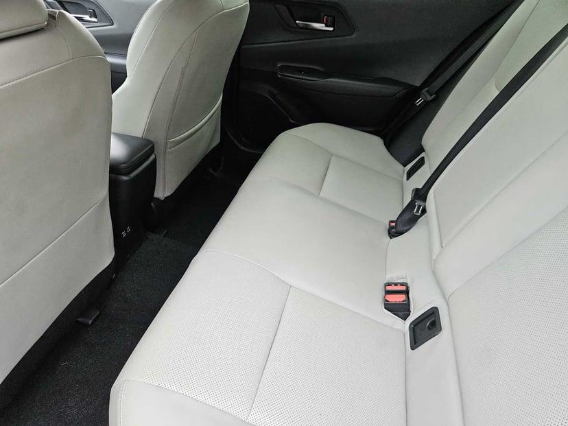 2024 Toyota Prius - Image 29