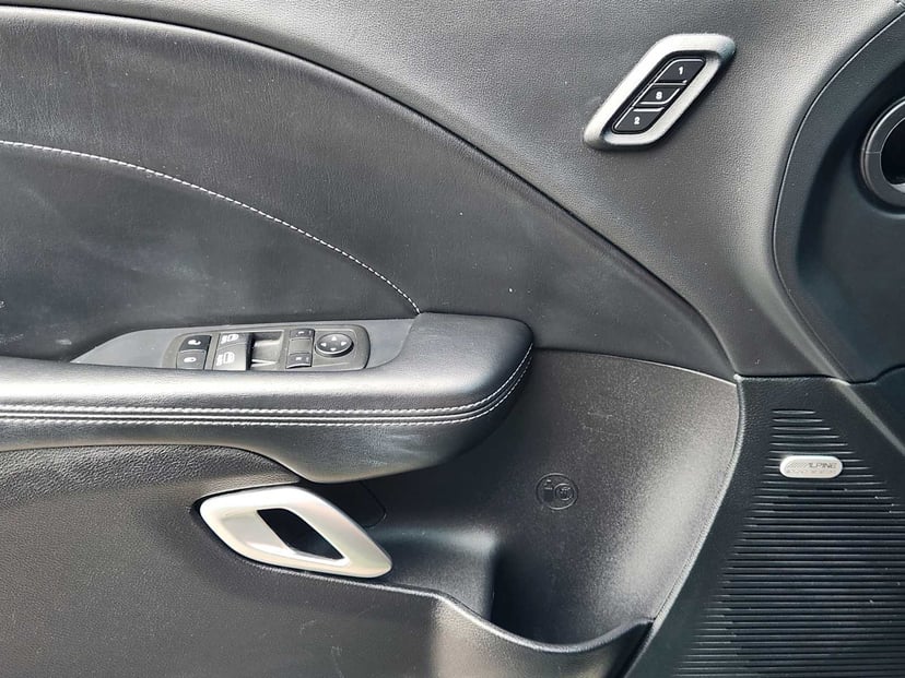 2022 Dodge Challenger - Image 23