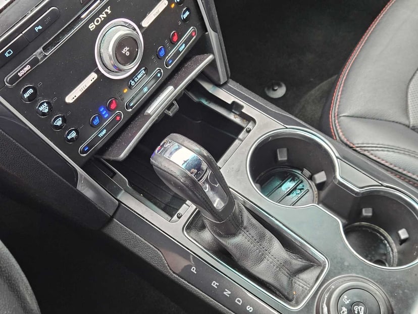 2017 Ford Explorer - Image 15