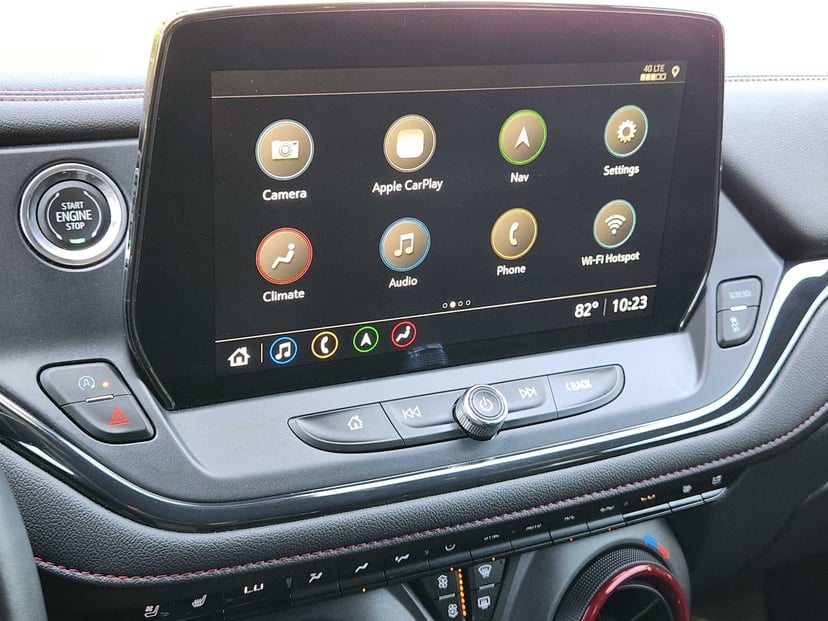 2023 Chevrolet Blazer - Image 17