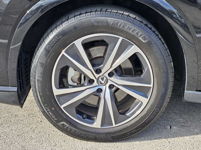 2023 LEXUS RX 350 - Image 9