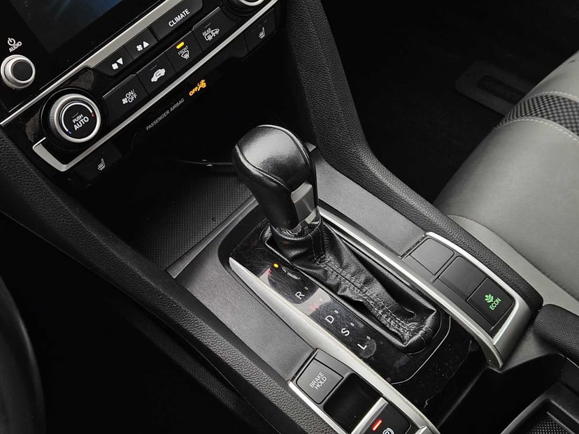 2019 Honda Civic Sedan - Image 19