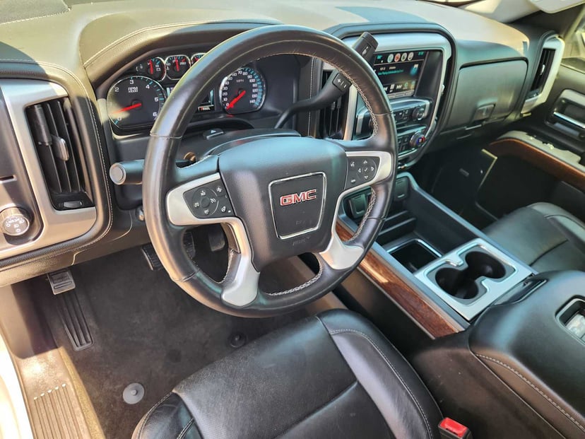2018 GMC Sierra 1500 - Image 2
