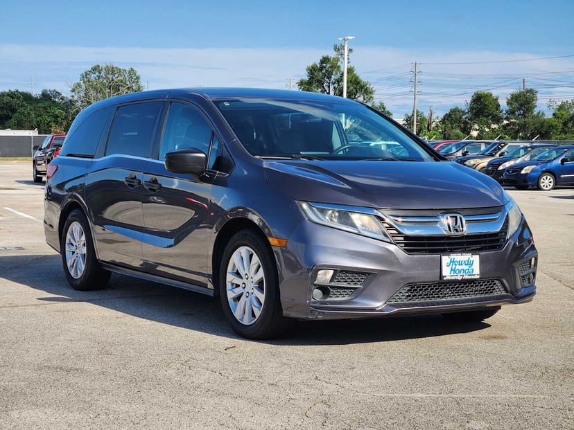 2018 Honda Odyssey - Image 2