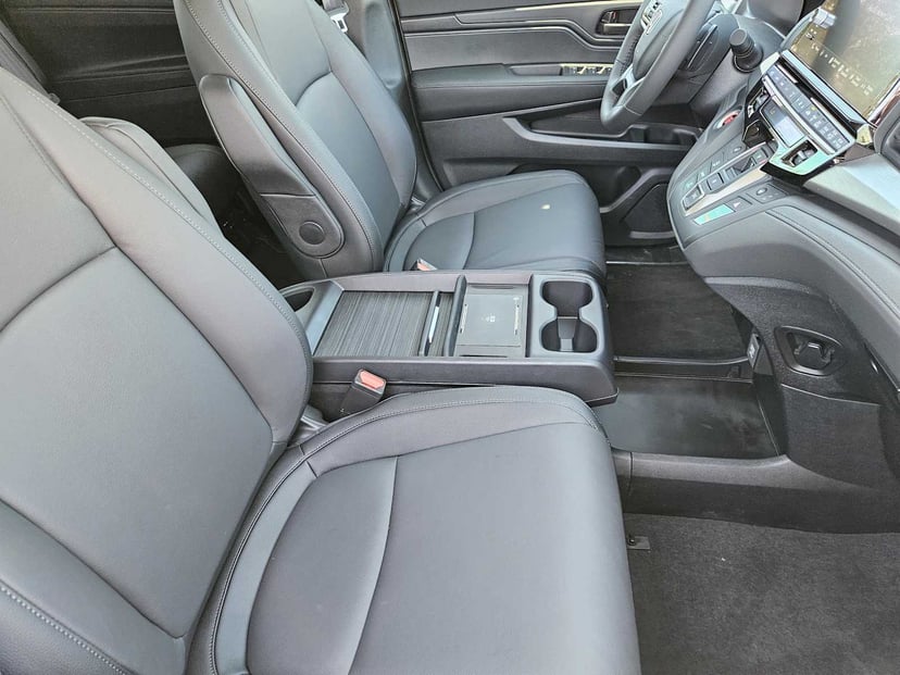 2026 Honda Odyssey - Image 11