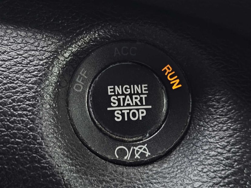 2020 Jeep Cherokee - Image 20