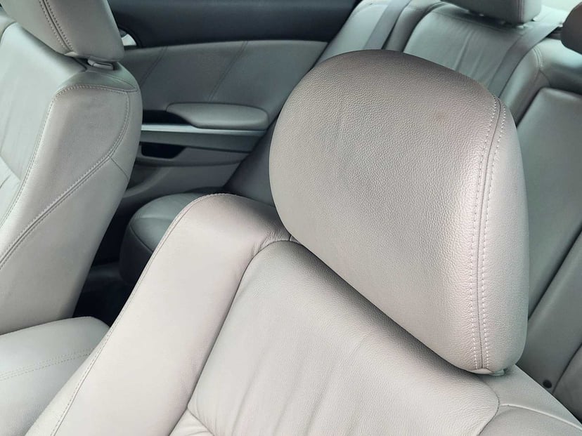 2010 Honda Accord - Image 15
