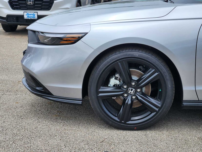 2026 Honda Accord Hybrid - Image 6