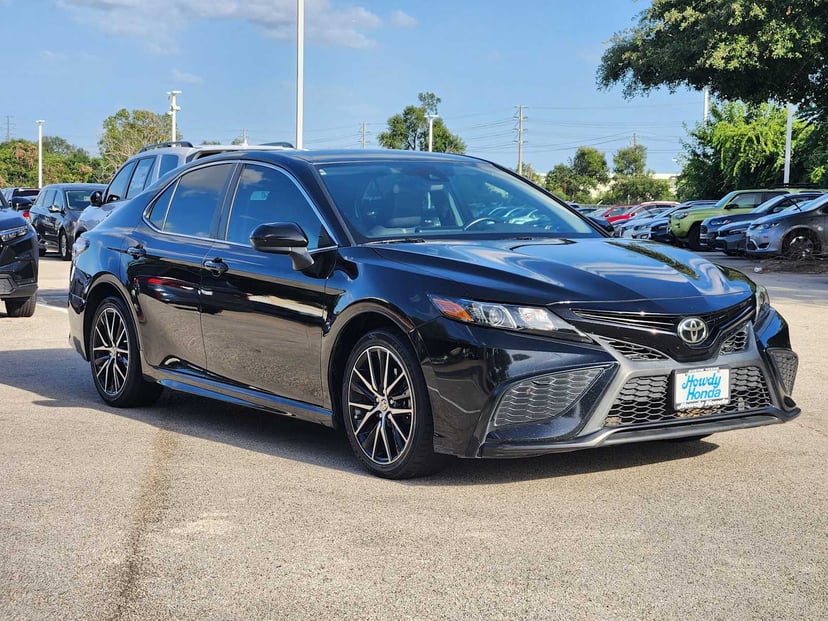 2021 Toyota Camry - Image 2