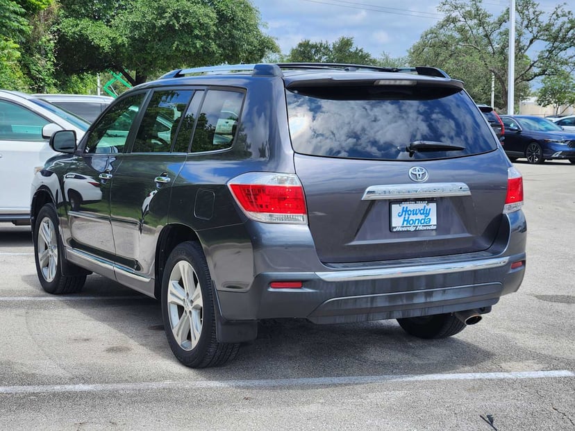 2013 Toyota Highlander - Image 5